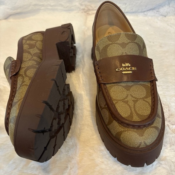 Coach Women’s Brown and Tan Loafers - Picture 4 of 5